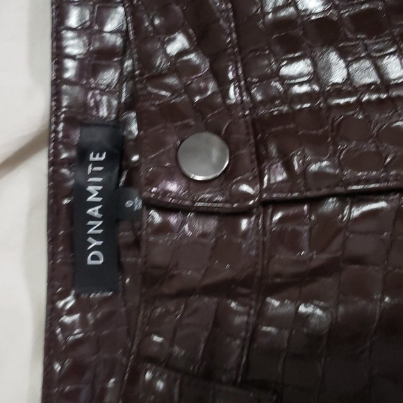 Dynamite women's brown faux leather high waisted reptile print pants 0 - Picture 2 of 5